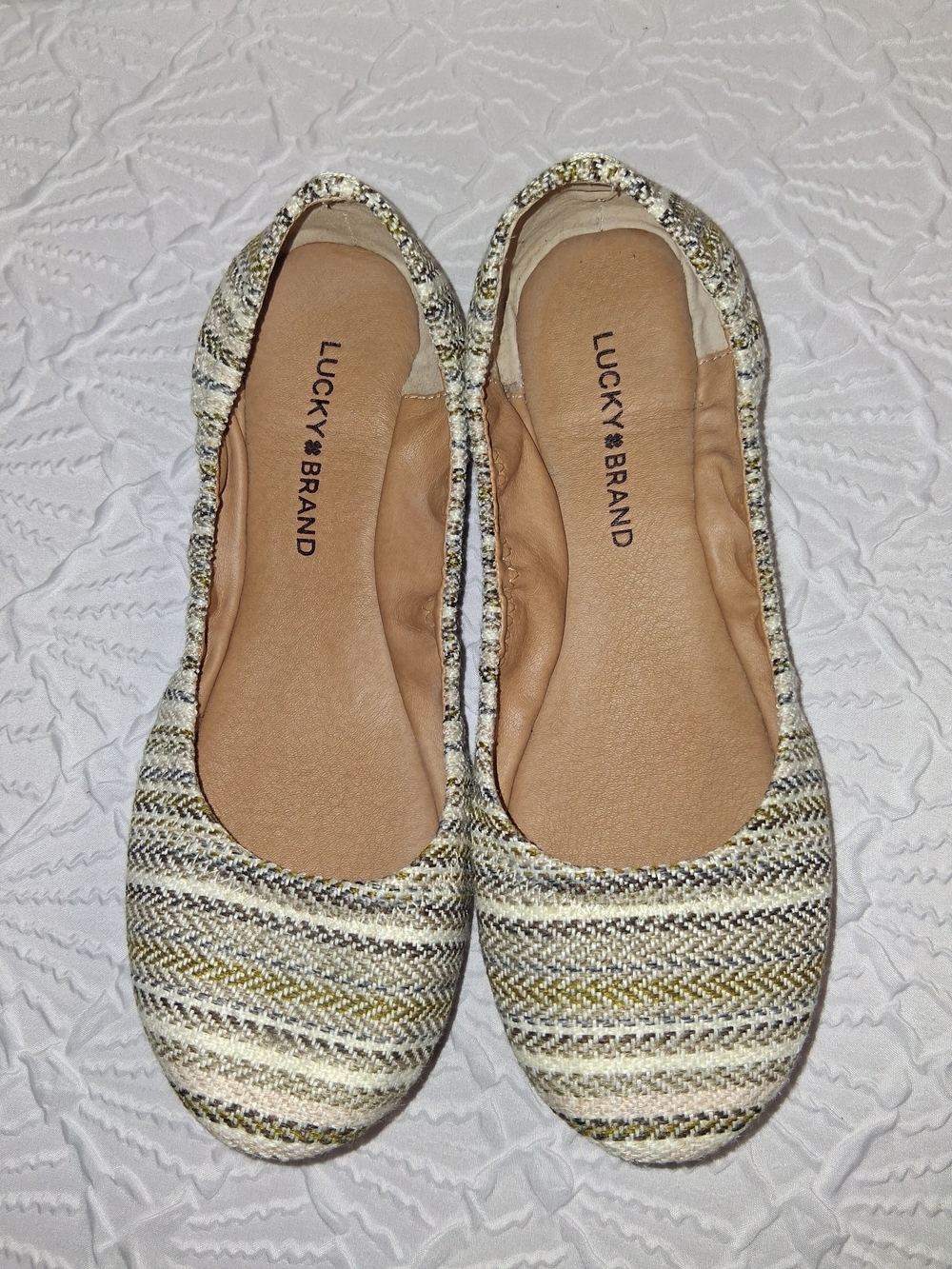 Lucky Brand Women's Striped Neutral Ballet Flats - Cream & Tan